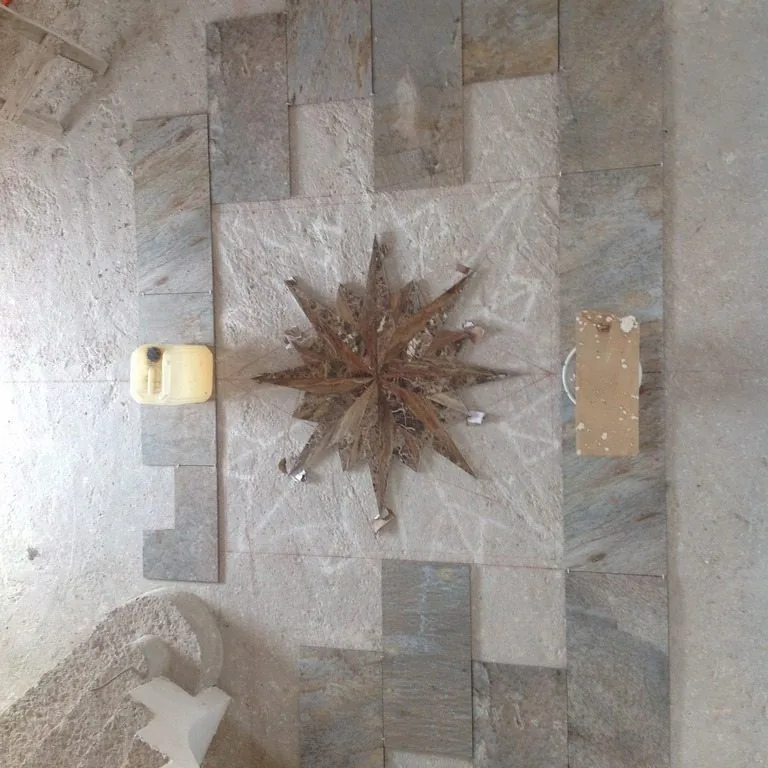 Detalle artesanal de piso - Casa Sevilla
